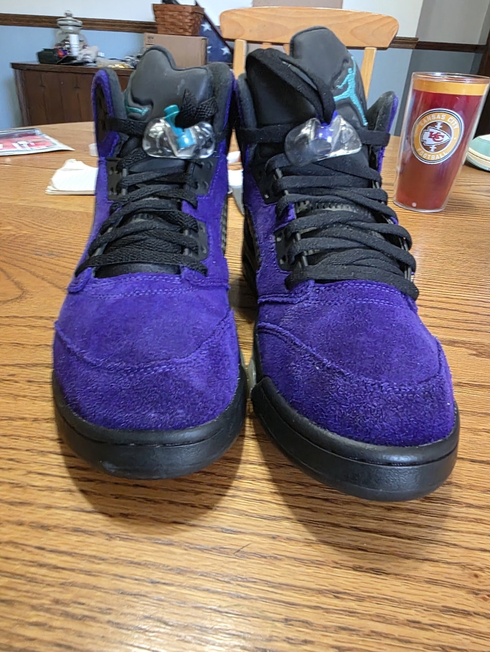 Jordan Men’s Athletic Sneakers in Purple and Black Size 10.5, 9/10 Condition